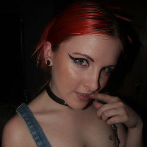 Young Waifu, Free OnlyFans Accounts